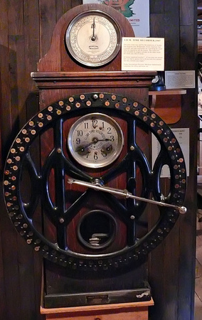 IBM Time Punch Clock, 1907