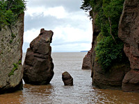 High tide - Hopewell Rocks