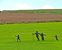Statue of an Acadian family fleeing, Grand-Pré